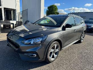 Schadeauto Ford Focus Wagon 1.0 AUTOMAAT EcoBoost Titanium Business 2019/7