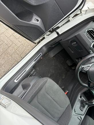 Volkswagen Tiguan 1.5 AUTOMAAT TSI ACT Highline Business R picture 15
