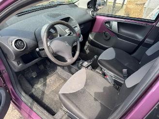 Peugeot 107 1.0 Access Accent picture 8
