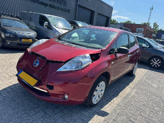 skadebil auto Nissan Leaf Visia 24 kWh 2016/6