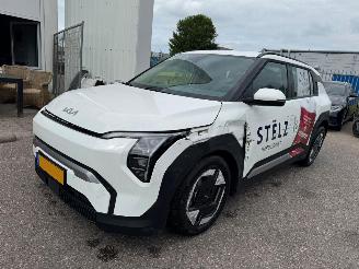 Damaged car Kia EV3 Air 58.3 kWh 2026/3