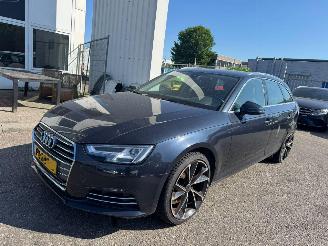 Damaged car Audi A4 Avant Avant 1.4 TFSI Lease Edition 2017/10