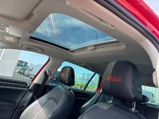 Volkswagen Golf 1.0 TSI Highline Business R picture 14
