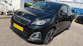 uszkodzony samochody osobowe Peugeot 108 1.2 VTi Allure 2015/1