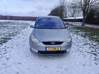 Ford Galaxy 2.0 TDI GHIA 7 PERSOONS !!! picture 2