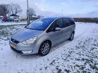 Ford Galaxy 2.0 TDI GHIA 7 PERSOONS !!! picture 1