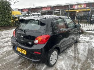 krockskadad bil auto Mitsubishi Space-star 1.0 COOL+ 2019/5