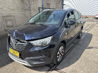 Vaurioauto  passenger cars Opel Crossland X 1.2 TURBO INNOVATION 2018/1