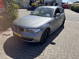 Coche accidentado BMW 1-serie 116 I High Executive 2010/3