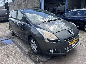 Peugeot 5008 1.6 THP FAMILY 7 PERSOONS picture 3