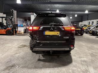 Mitsubishi Outlander 2.0 PHEV instyle NL NAP! picture 4