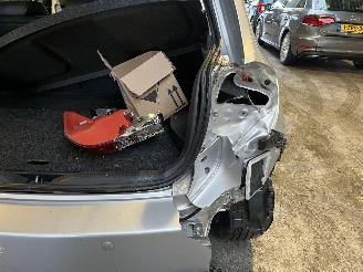 Toyota Auris 1.8 Full Hybrid Executive 44.000 NAP! picture 13