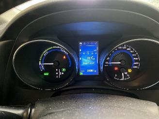 Toyota Auris 1.8 Hybrid NAP! picture 24