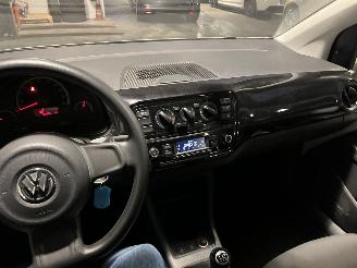 Volkswagen Up! 1.0 move up! BlueMotion picture 19