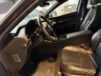 Mazda 3 2.0 e-SkyActiv G 122 picture 16