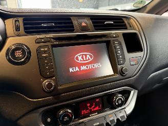 Kia Rio 1.4 CVVT ExecutiveLine picture 22