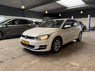 Coche accidentado Volkswagen Golf 1.2 TSI Trendline 2014/4