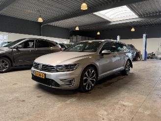 Coche accidentado Volkswagen Passat 1.4 TSI GTE Highline 2016/10