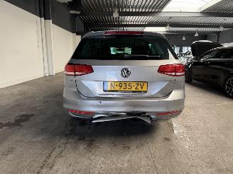 Volkswagen Passat 1.6 TDI Highline picture 4