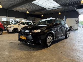 škoda osobní automobily Toyota Yaris 1.5 Hybrid Active NAP! 2023/9