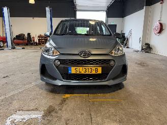 Hyundai I-10 1.0i picture 8