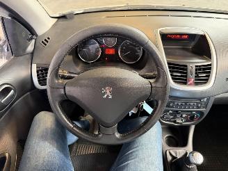 Peugeot 206+ 1.4 XS NAP! picture 18