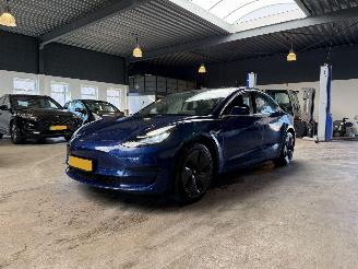 krockskadad bil auto Tesla Model 3 Standard Plus 60 KWH 2020/3