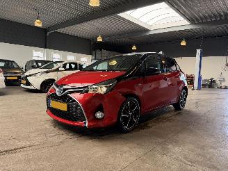 skadebil auto Toyota Yaris 1.5 Hybrid Dynamic 81.000 KM! 2016/9