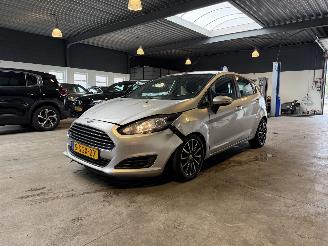 skadebil auto Ford Fiesta 1.0 Style NAP! 2013/9