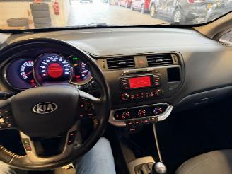 Kia Rio 1.2 CVVT picture 21