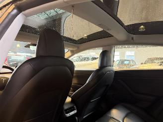 Tesla Model 3 Long Range Dual Motor AWD picture 17