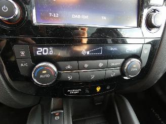 Nissan Qashqai 1.2 N-Connecta picture 21