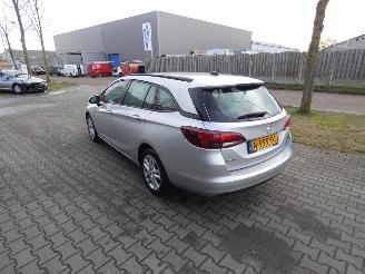 Opel Astra SPORTS TOURER 1.4 Edition Automaat picture 6