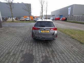 Toyota Auris Touring Sports 1.8 Hybr. Lease picture 4