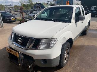 Vaurioauto  passenger cars Nissan Navara Navara (D40) Pick-up 2.5 dCi 16V 4x4 (YD25DDTi) [140kW] 2012/5