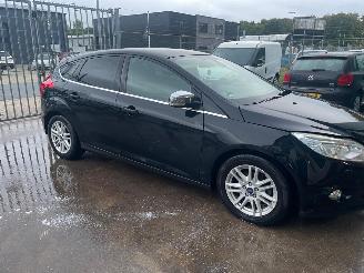 Ford Focus Focus 3 Hatchback 1.0 Ti-VCT EcoBoost 12V 100 (M2DA(Euro 5) picture 3