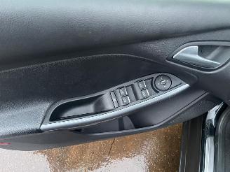 Ford Focus Focus 3 Hatchback 1.0 Ti-VCT EcoBoost 12V 100 (M2DA(Euro 5) picture 7