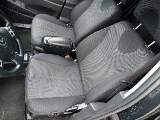 Daihatsu YRV Turbo YRV (M2) Hatchback 1.3 16V DVVT  (K3-VET) [95kW] picture 8