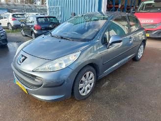 uszkodzony samochody osobowe Peugeot 207 207/207+ (WA/WC/WM) Hatchback 1.4 16V (ET3J4(KFU)) [65kW] 2006/9