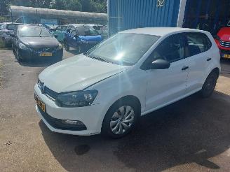 Auto incidentate Volkswagen Polo Polo V (6R) Hatchback 1.4 TDI 2015/8