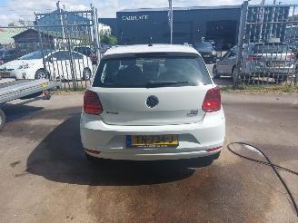 Volkswagen Polo Polo V (6R) Hatchback 1.4 TDI picture 5