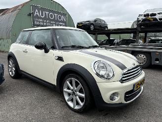 Schadeauto Mini One 1.6 72KW Airco Holland Street 2013/1