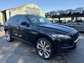 Jaguar F-Pace 2.0D 132KW Autom. Pano Clima Navi AWD Portfolio NAP picture 2