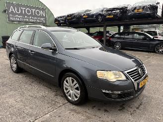 Unfallwagen Volkswagen Passat 1.4 TSI 90KW Clima Navi Highline NAP 2009/1