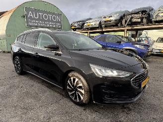 skadebil auto Ford Focus 1.0 Ecoboost 92KW Hybrid Clima Navi Led Titanium NAP 2022/12