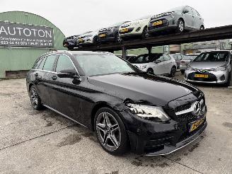 Voiture accidenté Mercedes C-klasse 180 Autom. 115KW Clima Navi  Premium Plus Pack Led 2018/12