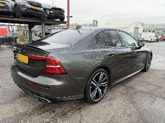 škoda osobní automobily Volvo S-60 2.0 T6 Recharge 253PK Autom. Pano Clima Navi AWD R-Design NAP 2020/11