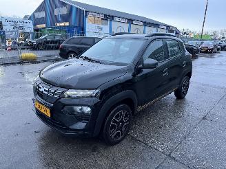 Damaged car Dacia Spring 27 kWh Clima Navi Camera Led Expression NAP 2023/9