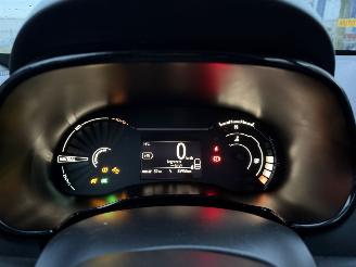 Dacia Spring 27 kWh Clima Navi Camera Led Expression NAP picture 13