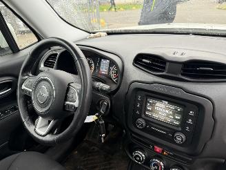 Jeep Renegade 1.4 MultiAir 103KW Clima Navi Pano Longitude picture 9